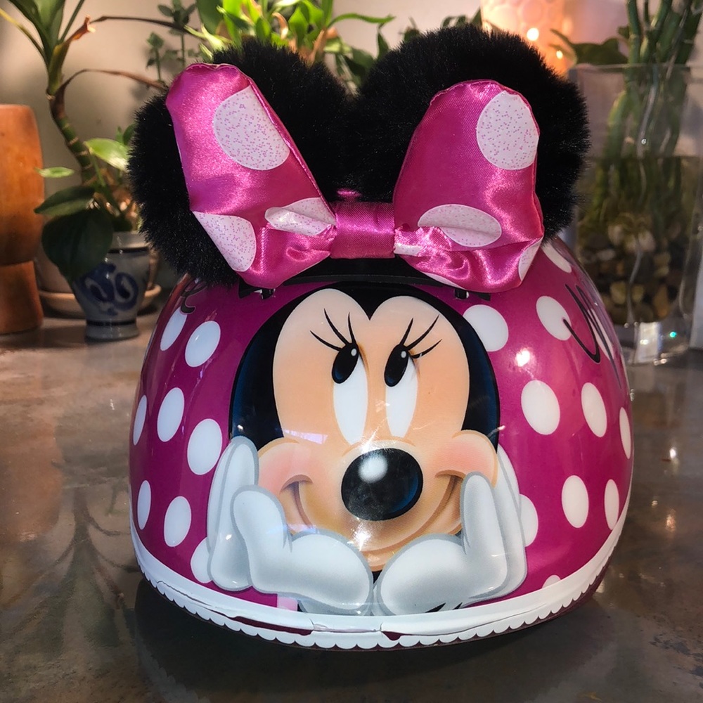 Toddler Minnie Helmet with Pop Pom and Bow detail